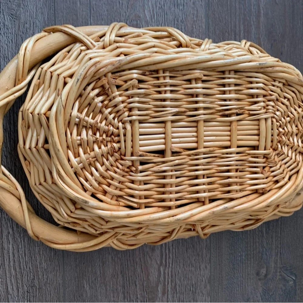 Rattan tray